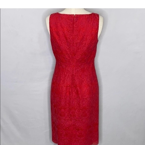 Tory Burch Cameron Scalloped Hem Lace
Sheath Dress - Size 6 - Picture 3 of 8
